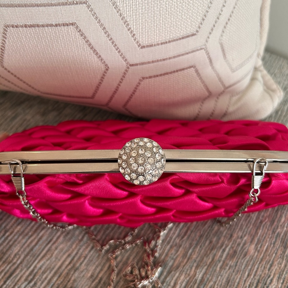 Elegant Pink Clutch Bag - Picture 2 of 10
